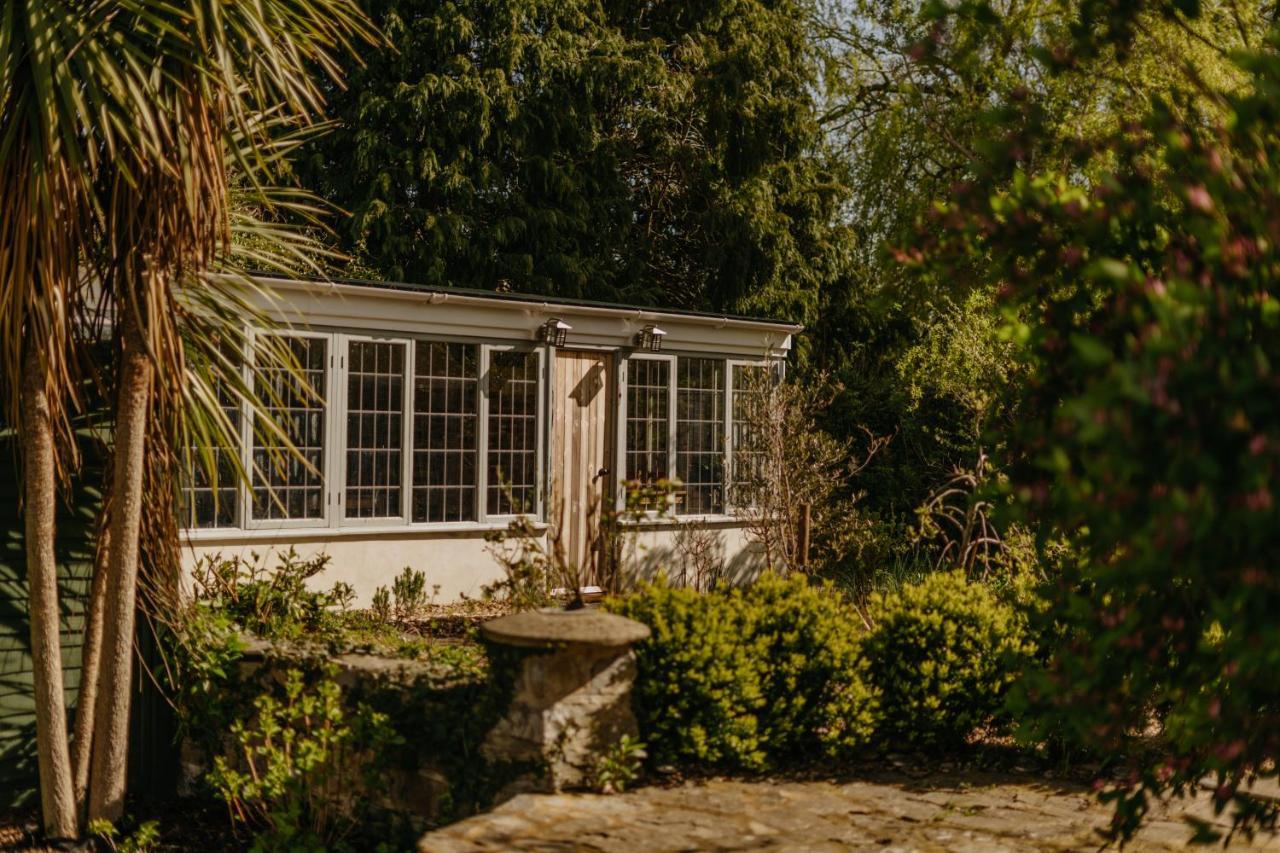 Little England Retreats - Cottage, Yurt And Shepherd Huts Othery 외부 사진